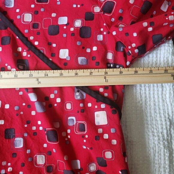 Scrubs Top Red Scrub Medical Vet Dental Tie for Front or Back Women Size M - Picture 9 of 9